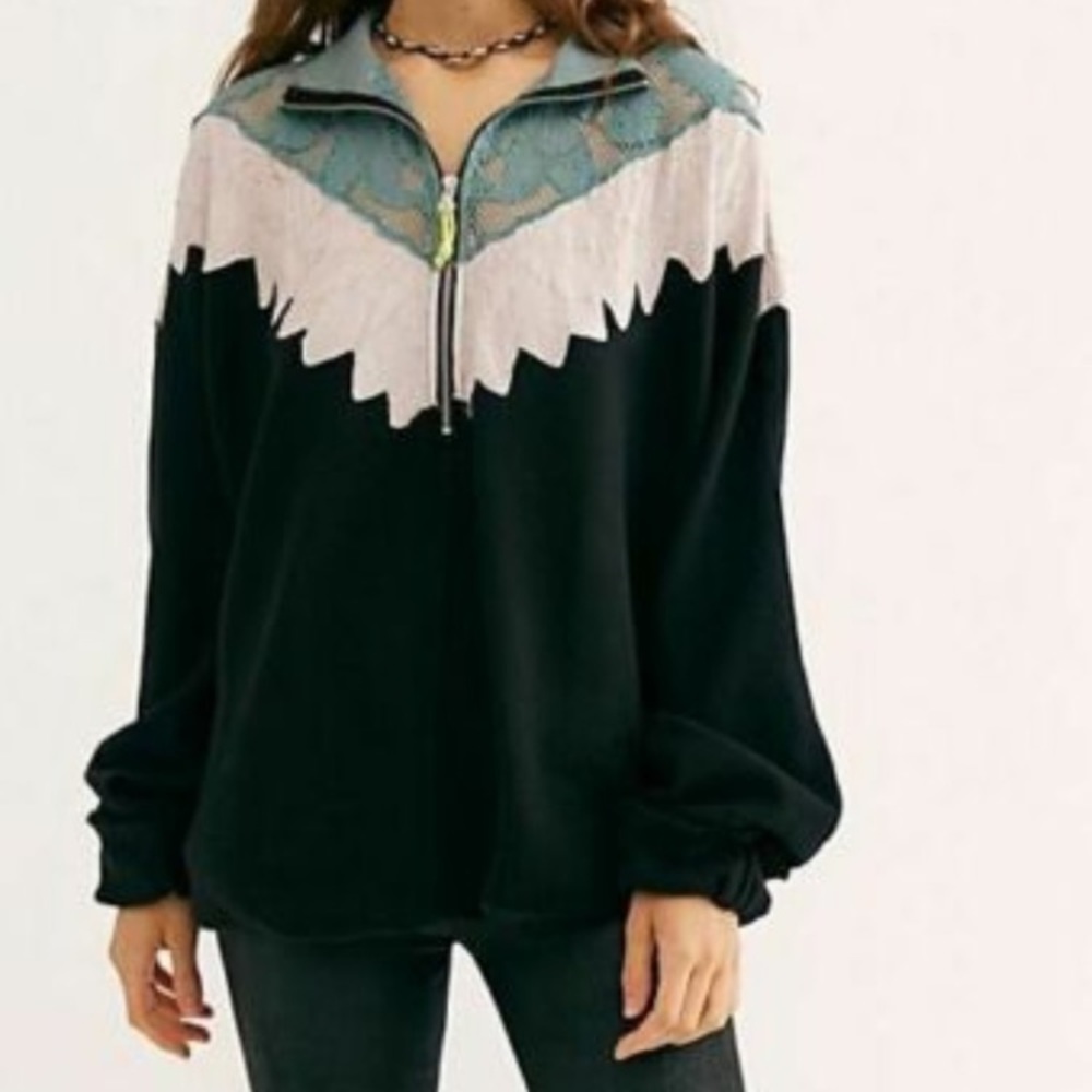 Free People Oversized Sweatshirt w Lace & Half Zip